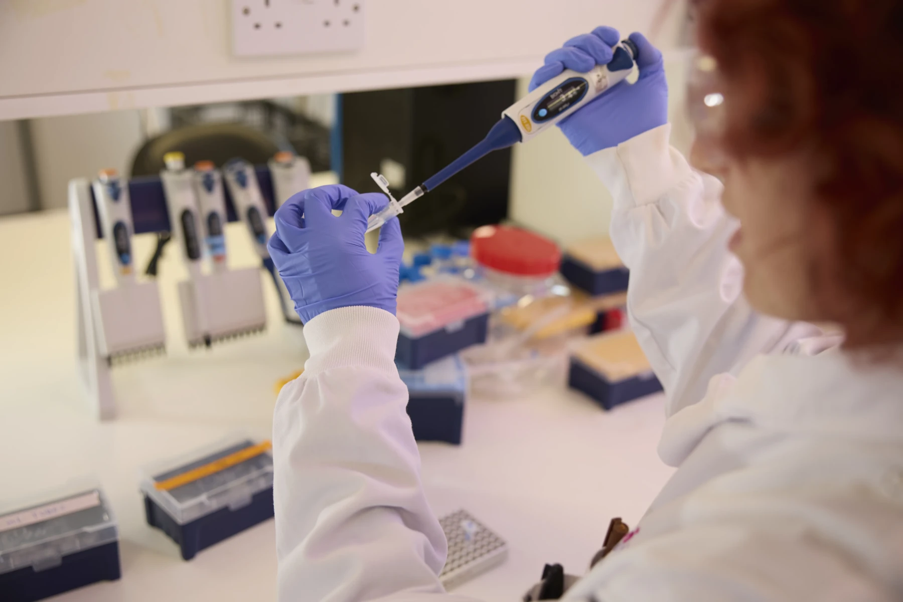 Isogenica Lab