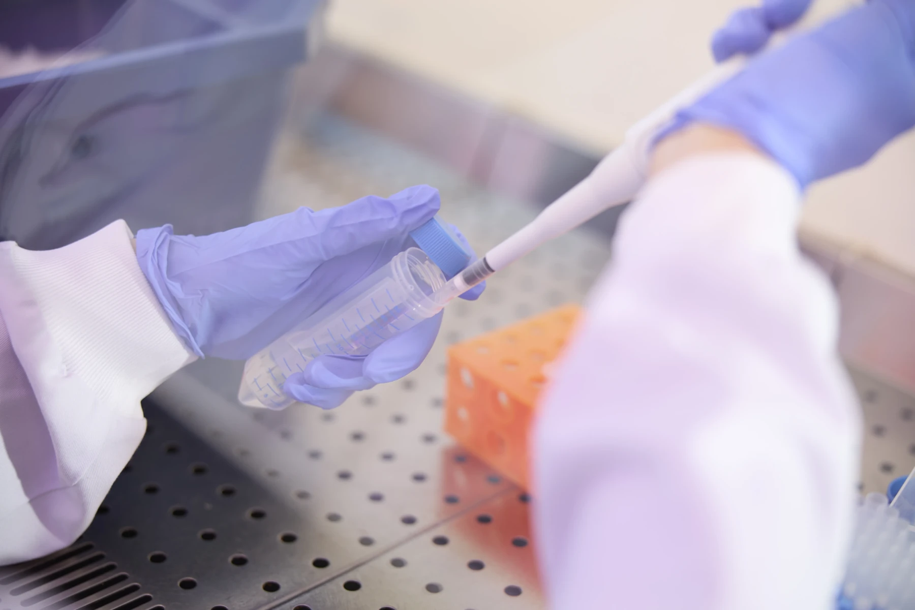 Isogenica Lab